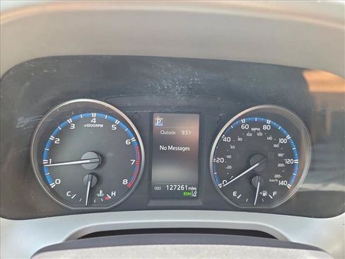 Used 2018 Toyota RAV4 Adventure AWD/4WD image 20