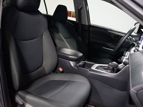 Used 2024 Toyota RAV4 LE FWD image 26