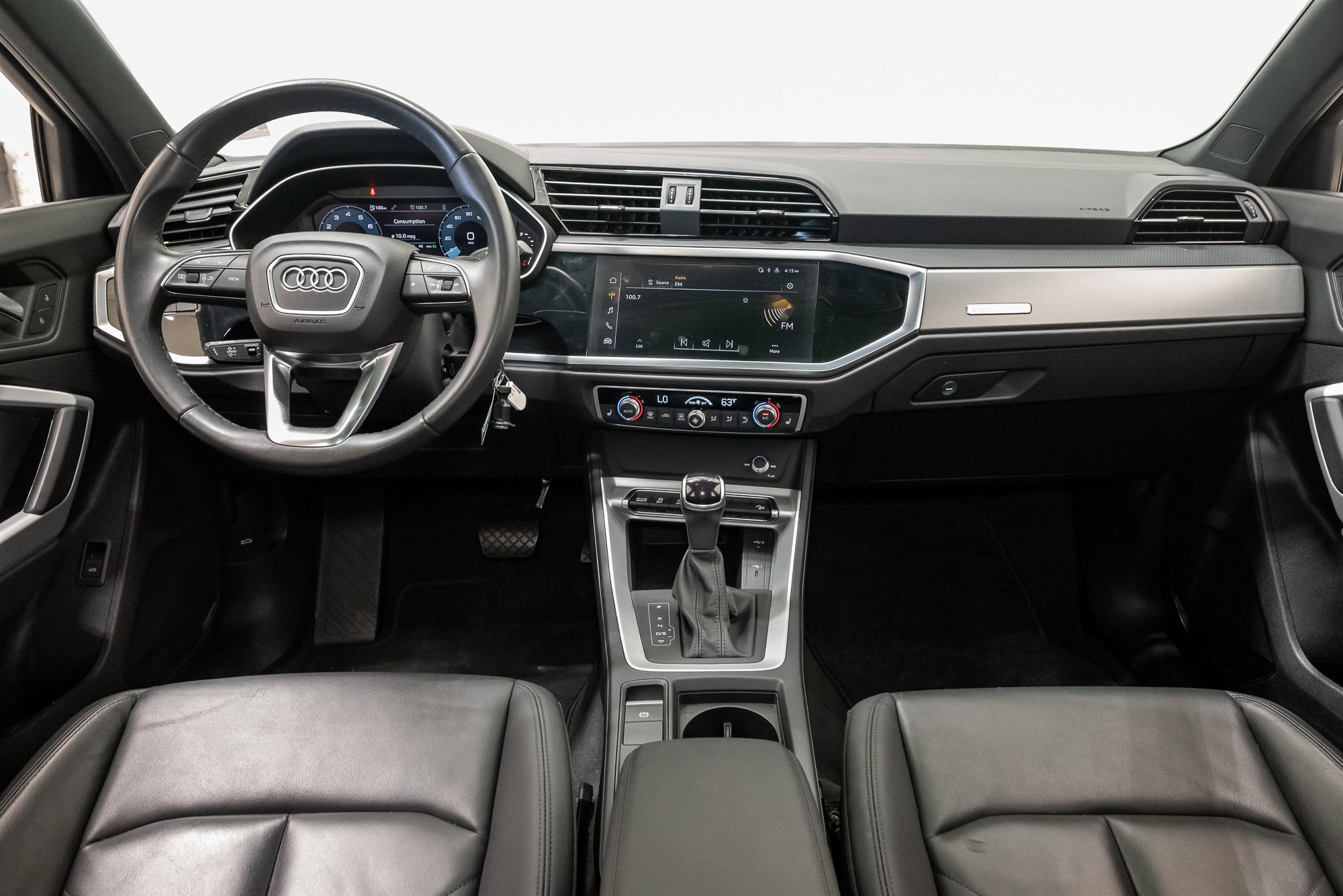 Used 2025 Audi Q3 2.0T Premium AWD/4WD image 32