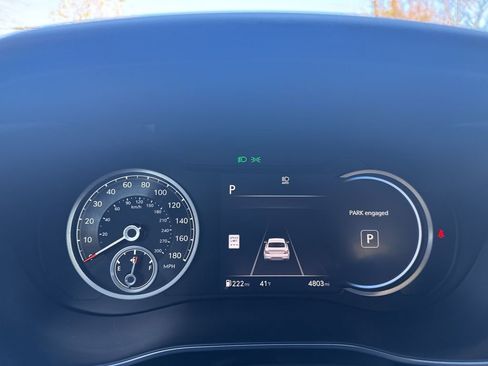 New 2025 Genesis G70 2.5T image 19