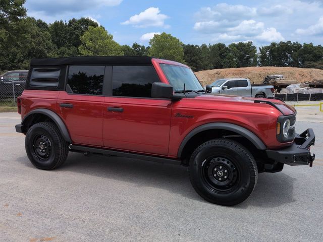 Certified 2023 Ford Bronco Black Diamond AWD/4WD image 2