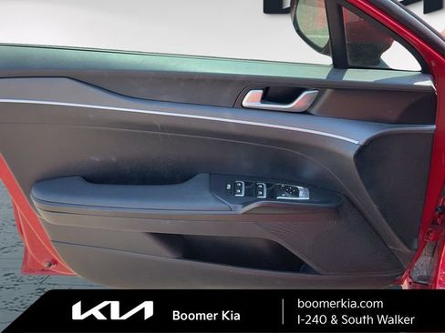 Used 2025 Kia K5 LXS FWD image 16