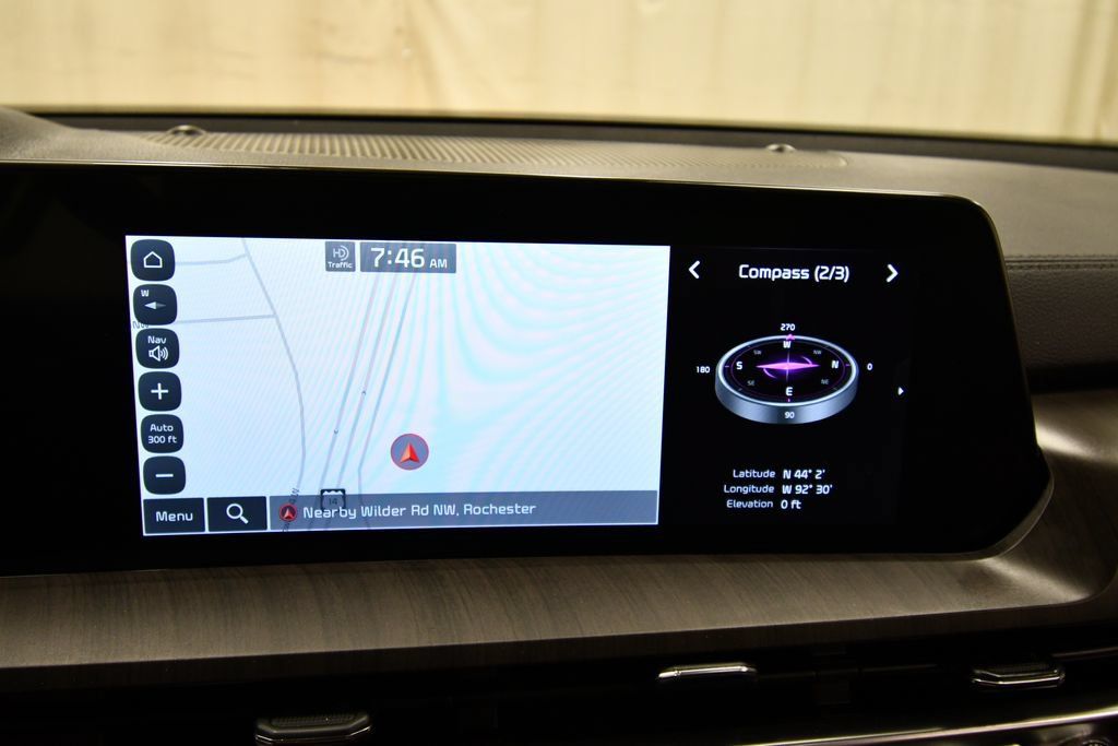 Certified 2024 Kia Telluride SX Prestige AWD/4WD image 28