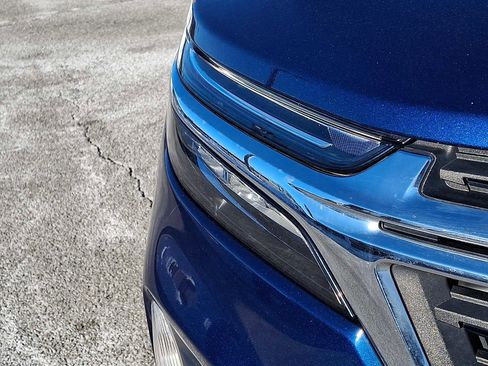 Used 2023 Chevrolet Equinox LT w/ LPO, Floor Liner Package image 9