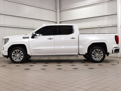 Used 2023 GMC Sierra 1500 Denali AWD/4WD image 4