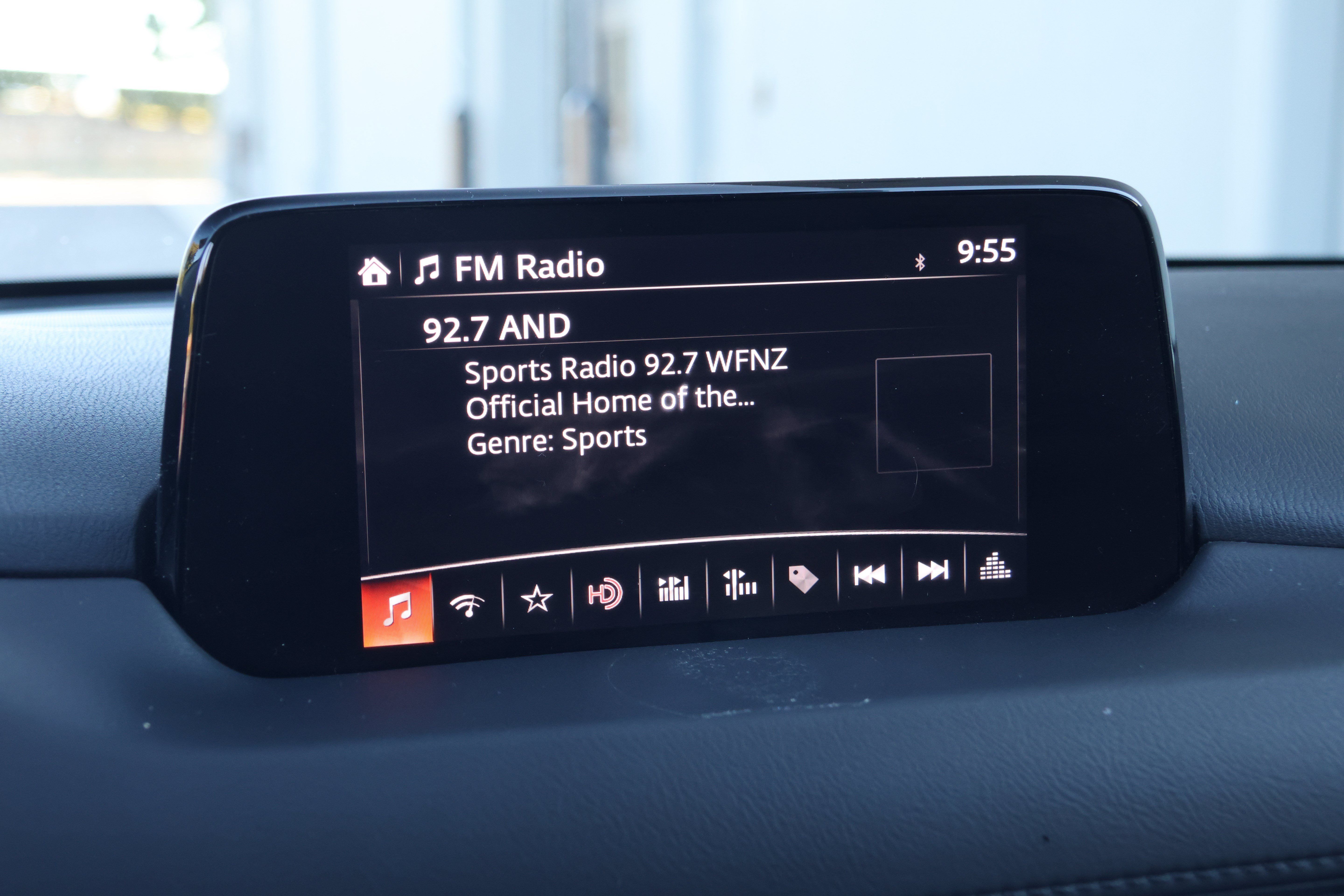 Used 2017 MAZDA CX-5 Touring w/ Preferred Equipment Package FWD image 17