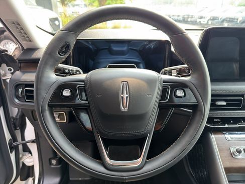 Used 2025 Lincoln Aviator Reserve w/ Equipment Group 201A AWD/4WD image 21