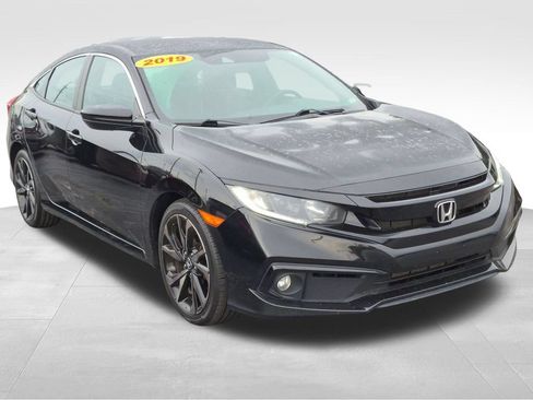 Used 2019 Honda Civic Sport image 3