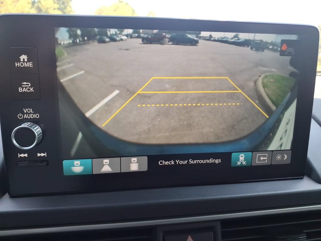 Used 2025 Honda Pilot EX-L image 25