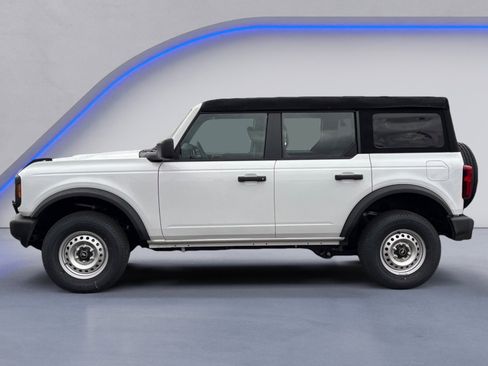 New 2025 Ford Bronco 4-Door image 13