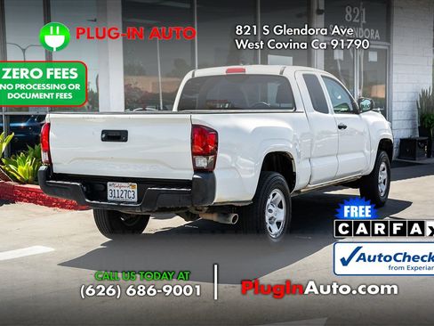 Used 2021 Toyota Tacoma SR RWD image 4