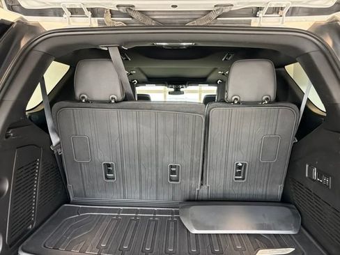 Used 2022 GMC Yukon SLT w/ SLT Premium Package AWD/4WD image 22