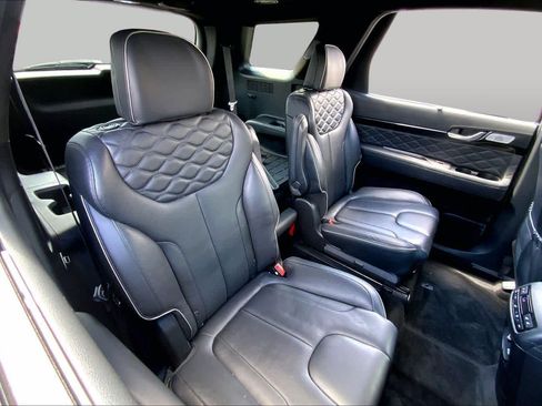 Used 2022 Hyundai Palisade Calligraphy w/ Cargo Package FWD image 18