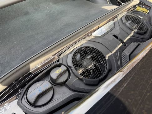 Used 2024 Porsche 911 Turbo S image 39