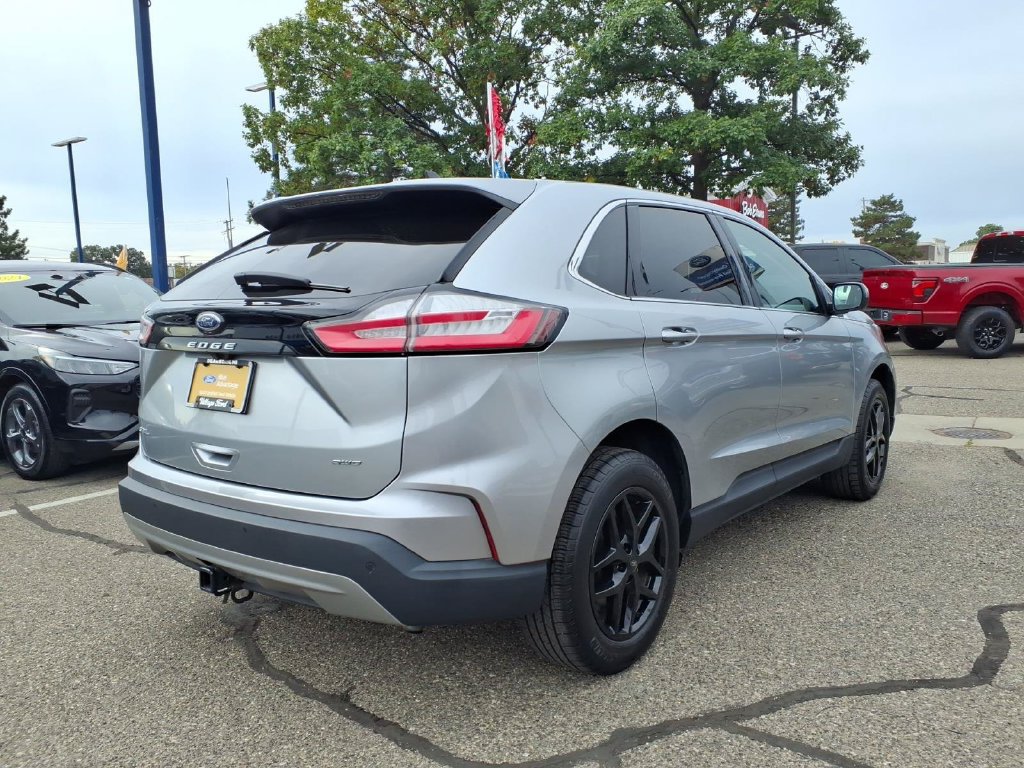 Certified 2024 Ford Edge SEL w/ Convenience Package AWD/4WD image 6