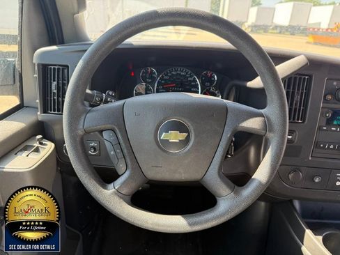 Used 2024 Chevrolet Express 2500 w/ Driver Convenience Package RWD image 15