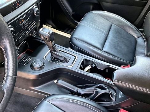 Used 2019 Ford Ranger Lariat w/ Black Appearance Package AWD/4WD image 20