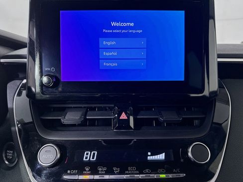 Used 2023 Toyota Corolla LE image 22