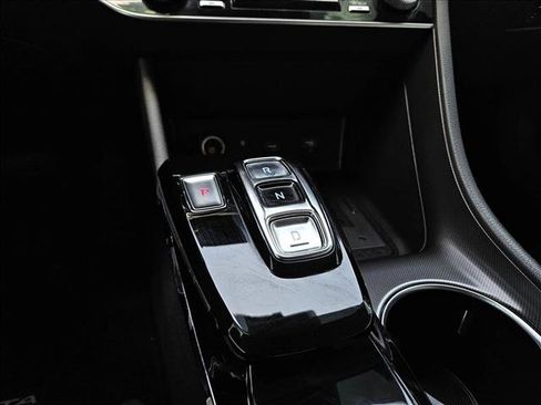 Used 2022 Hyundai Sonata Limited FWD image 11