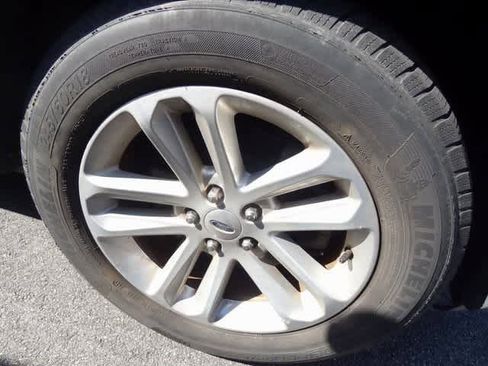 Used 2017 Ford Explorer FWD image 15