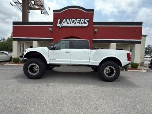 Used 2022 Ford F250 Lariat w/ Lariat Ultimate Package AWD/4WD image 57