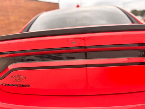Used 2018 Dodge Charger R/T image 9