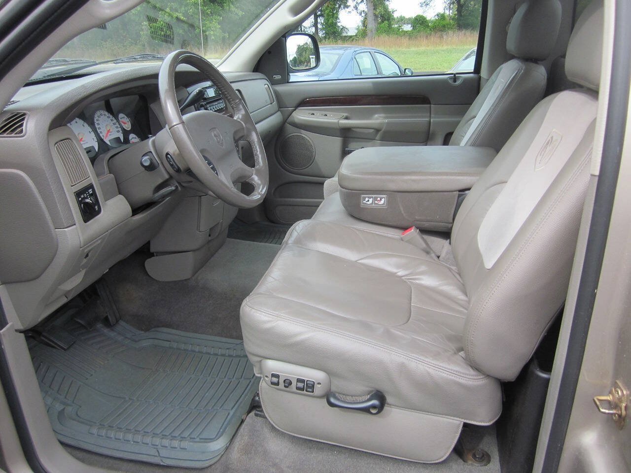 Used 2003 Dodge Ram 1500 Truck 2WD Regular Cab image 10