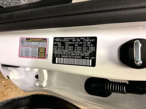 New 2026 Genesis GV70 2.5T Select image 14