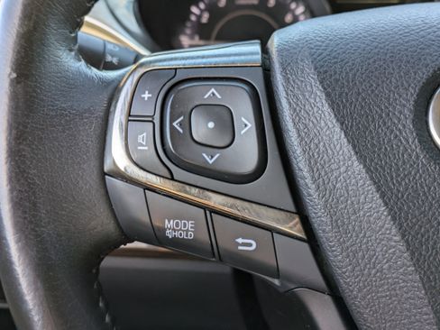 Used 2014 Toyota Avalon XLE image 21