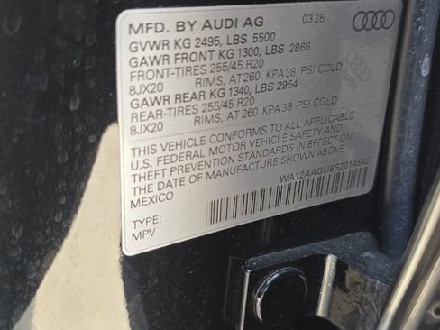 Used 2025 Audi Q5 Premium Plus w/ Premium Plus AWD/4WD image 39