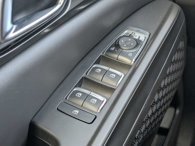 Certified 2026 Kia Carnival Hybrid FWD image 27