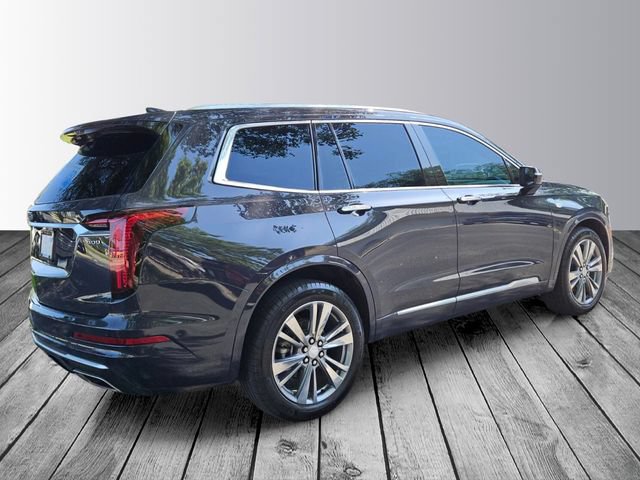 Used 2024 Cadillac XT6 Premium Luxury w/ Technology Package FWD image 5