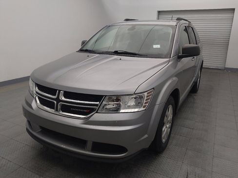 Used 2020 Dodge Journey SE image 15