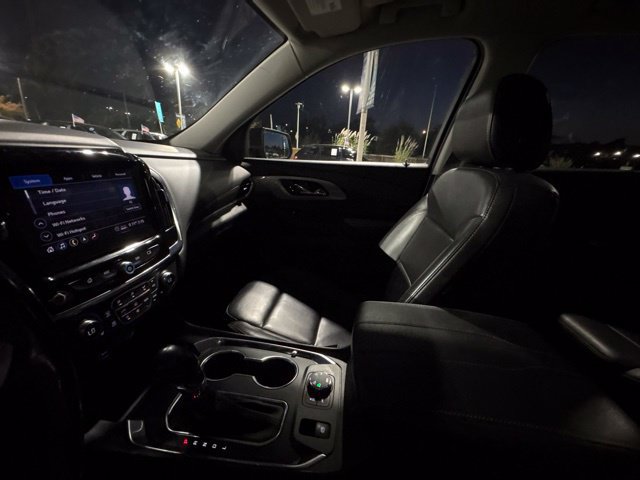 Used 2021 Chevrolet Traverse RS AWD/4WD image 19