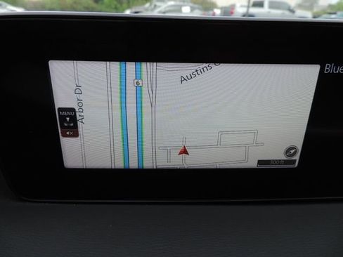 Used 2023 MAZDA MAZDA3 2.5 Turbo Sedan w/Premium Plus image 23