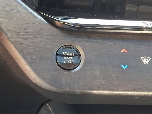 Used 2025 Nissan Murano SL AWD/4WD image 27