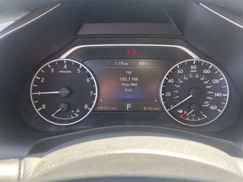 Used 2016 Nissan Murano SV AWD/4WD image 13