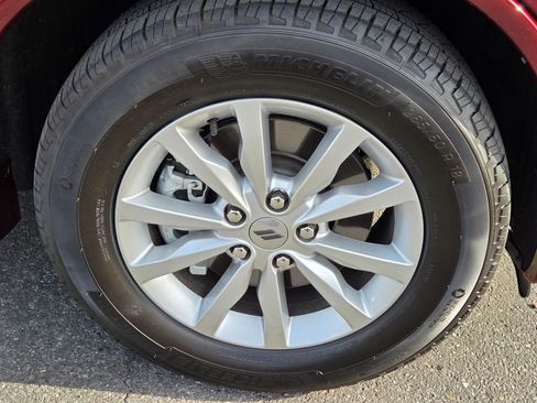 Used 2025 Dodge Durango GT RWD image 9