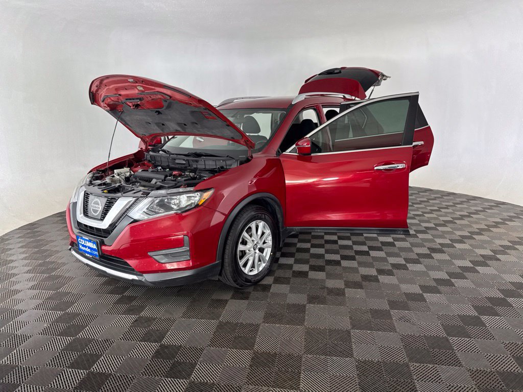 Used 2017 Nissan Rogue SV FWD image 11