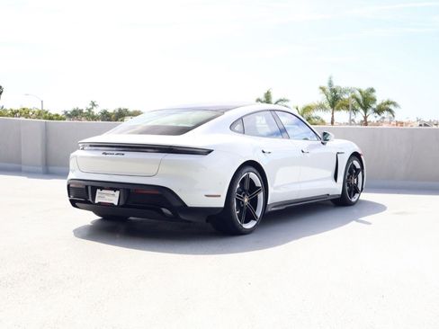 Certified 2023 Porsche Taycan GTS image 9