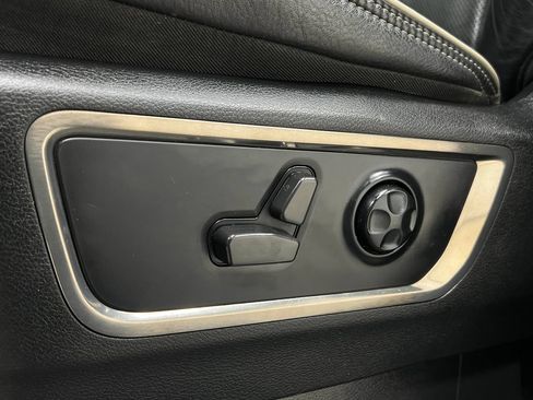 Used 2021 RAM 1500 Limited AWD/4WD image 19