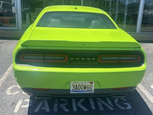 Used 2015 Dodge Challenger R/T Plus RWD image 5