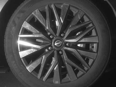 Used 2025 Nissan Altima 2.5 SV image 13