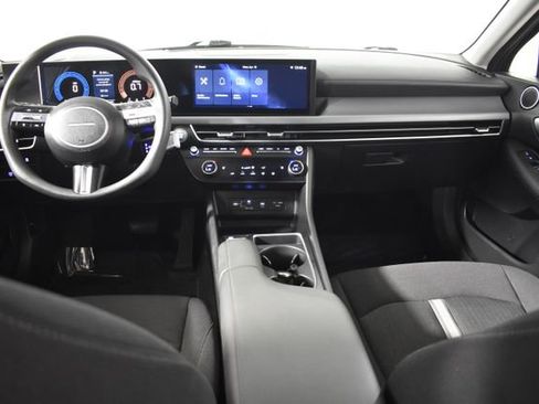 Used 2025 Hyundai Sonata SEL FWD image 26