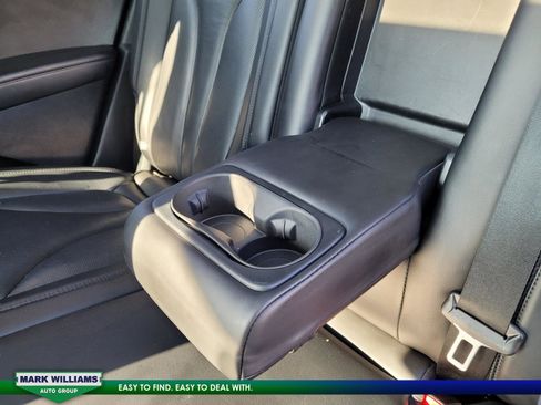 Used 2022 Lincoln Nautilus Reserve w/ Equipment Group 201A image 17