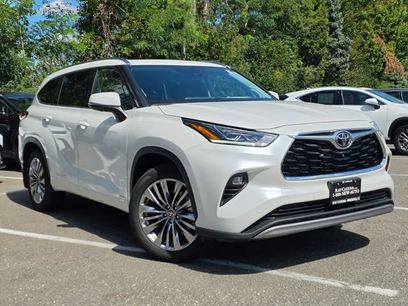 Used 2026 Toyota Highlander Platinum