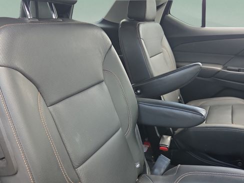 Used 2020 Chevrolet Traverse Premier w/ Redline Edition FWD image 15