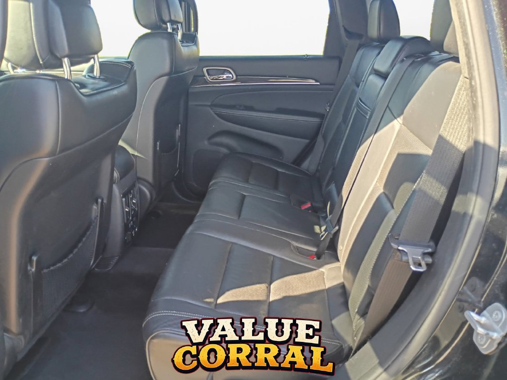 Used 2016 Jeep Grand Cherokee Overland w/ Advanced Technology Group AWD/4WD image 13