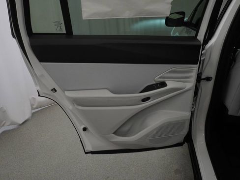 New 2026 Jeep Cherokee Laredo AWD/4WD image 29