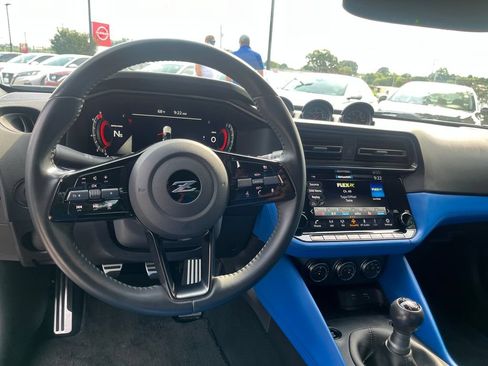 Certified 2024 Nissan Z Performance w/ Floor Mat Package RWD image 22